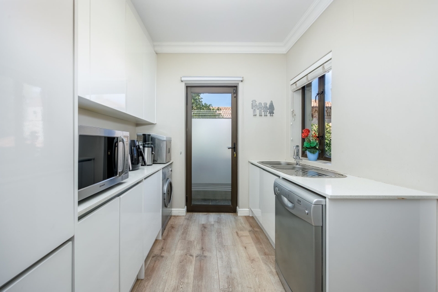 3 Bedroom Property for Sale in Vygeboom Western Cape